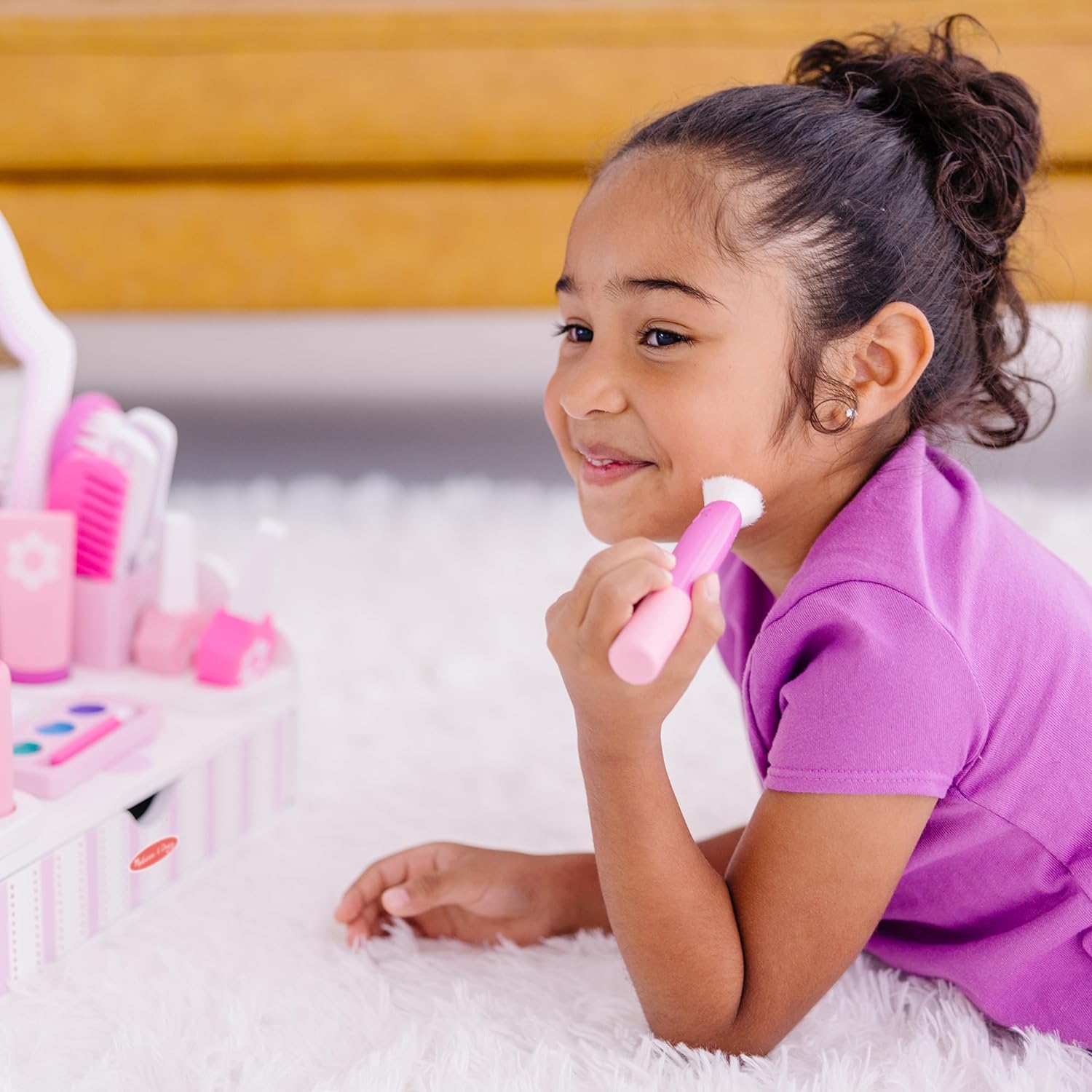 Melissa & Doug Wooden Beauty Salon Play Set with Vanity and Accessories F8918