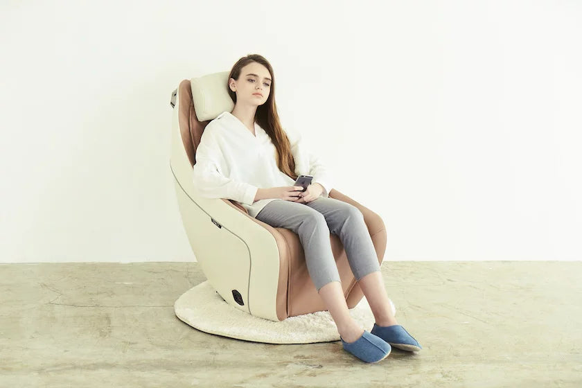 CirC SL Track Heated Massage Chair F842660