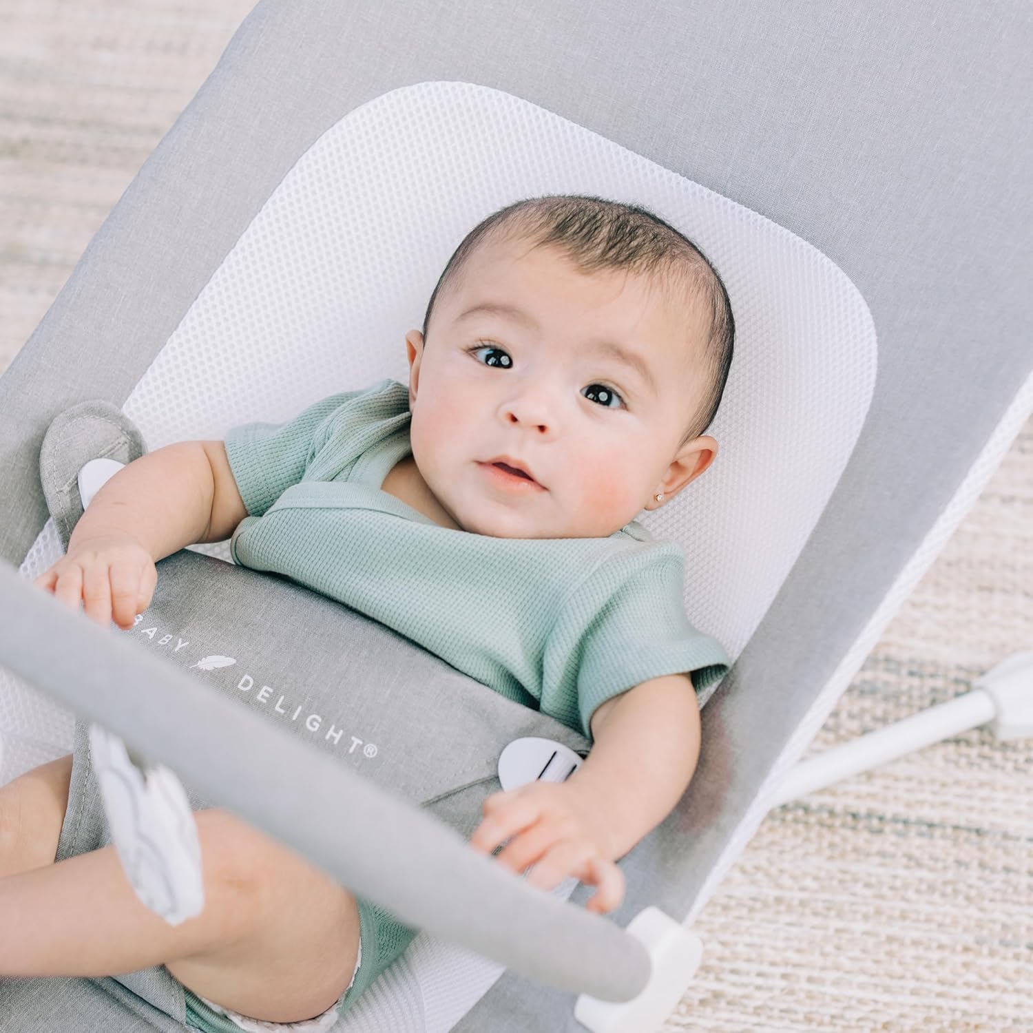 Baby Delight Highland Baby Bouncer Infant 0-6 Months Pebble Grey O29795