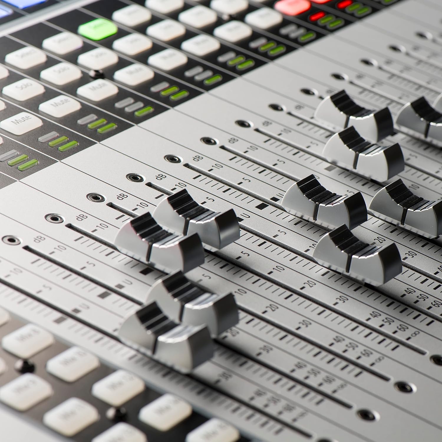 PreSonus StudioLive 32SC Compact 32-channel Digital Mixer with AVB Networking B37487