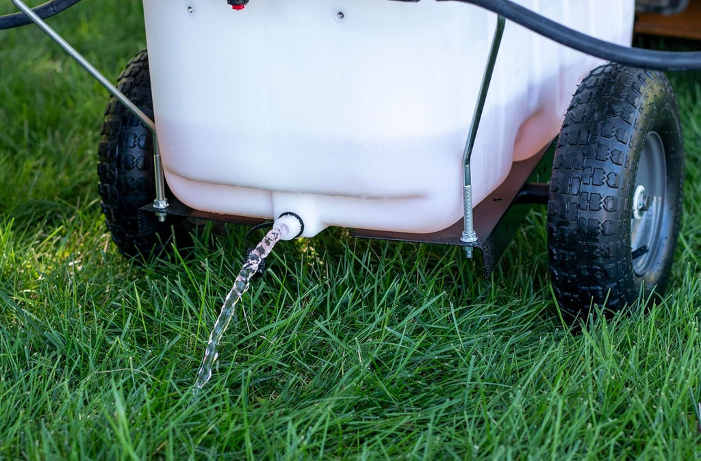 Tow-Behind 25 Gallon Sprayer W201