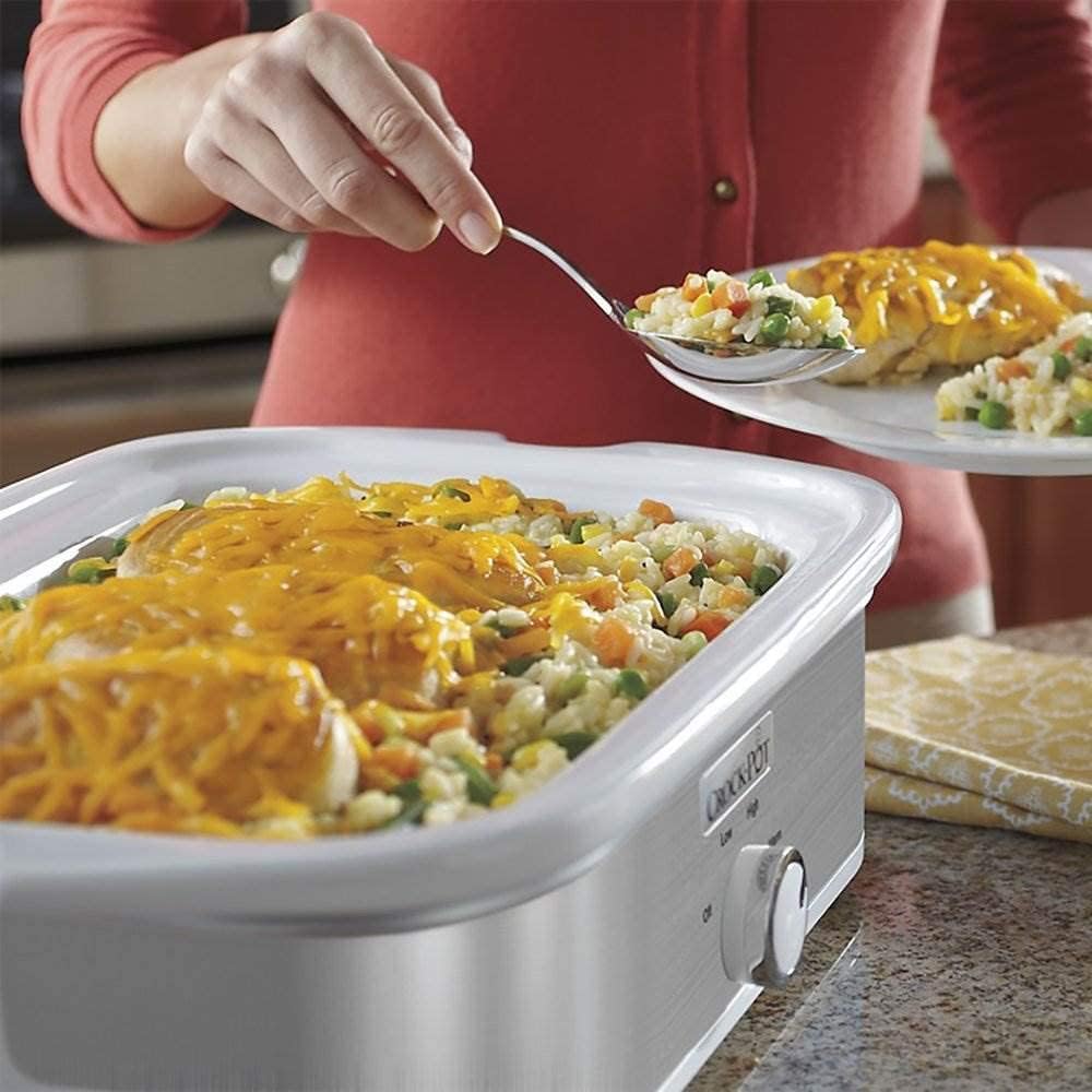 Crock-Pot SCCPCCM355SS 3.5 Quart Rectangular Casserole Slow Cooker with Locking Lid, Stainless Steel O355499