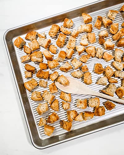USA Pan Half Sheet Pan, Warp Resistant Nonstick Baking Pan L44310